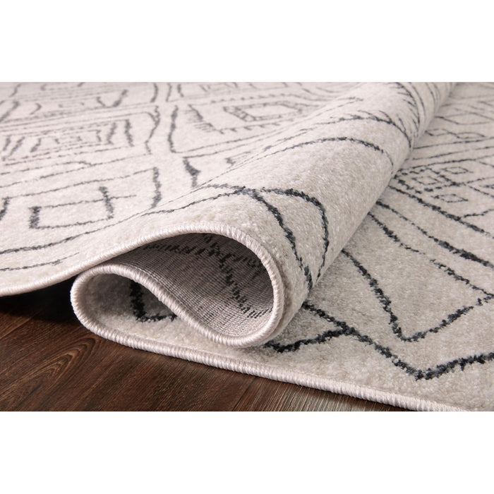 Loloi Vance (VAN-06) Traditional Area Rug